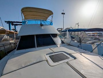 hatteras 36 convertible  classica imbarcazione USA