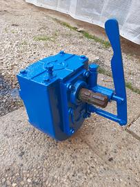 scatola trazione rimorchio agricolo 