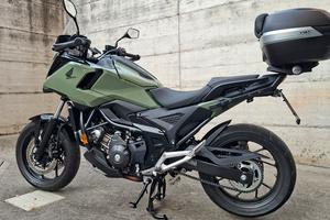 Honda Nc750x 2025 no dct