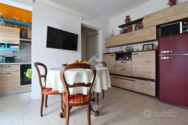 4 LOCALI A ASCOLI PICENO