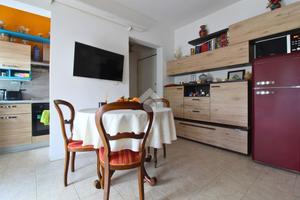 4 LOCALI A ASCOLI PICENO