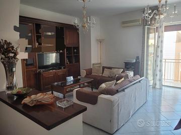 Zona Partanna Mondello 4 vani con Terrazzo