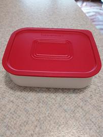 contenitore tupperware + omaggio