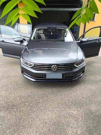 Volkswagen Passat serie 8