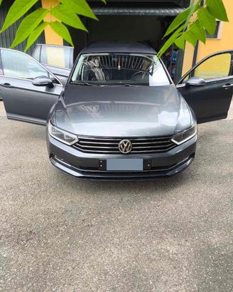 Volkswagen Passat serie 8