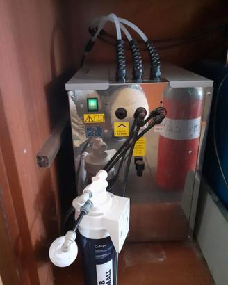 Aquabar box 80 sottolavello+ colonna 3 vie