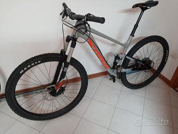 MTB kona 29"