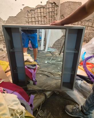 specchiera bagno con armadietto più 2 mobili sospe