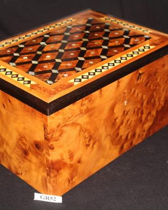Porta gioelli in legno  25x17x12