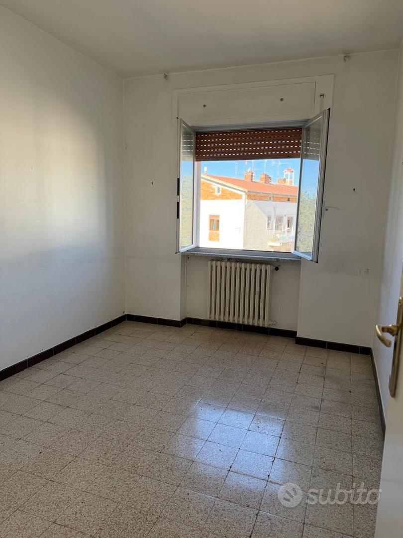 Vendita appartamento 2 piano rialzato zona"lanera"