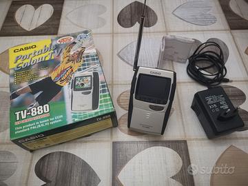 Casio Portable Color TV modello TV-880