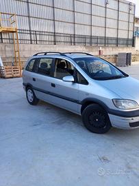 Cerchi  un'auto versatile per il tuo lavoro?