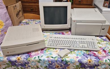 Vintage computer APPLE Macintosh 