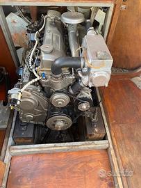 Motore marino FORD 2715 E 6 cilindri