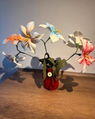 Gigli in vaso realizzati a mano - handmade