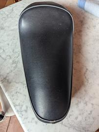 sella per vespa 50 ed altri ricambi 