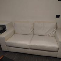 divano ikea in ecopelle color panna