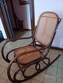 dondolo faggio e paglia di Vienna