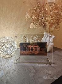 Golden Ticket di Willy Wonka con espos