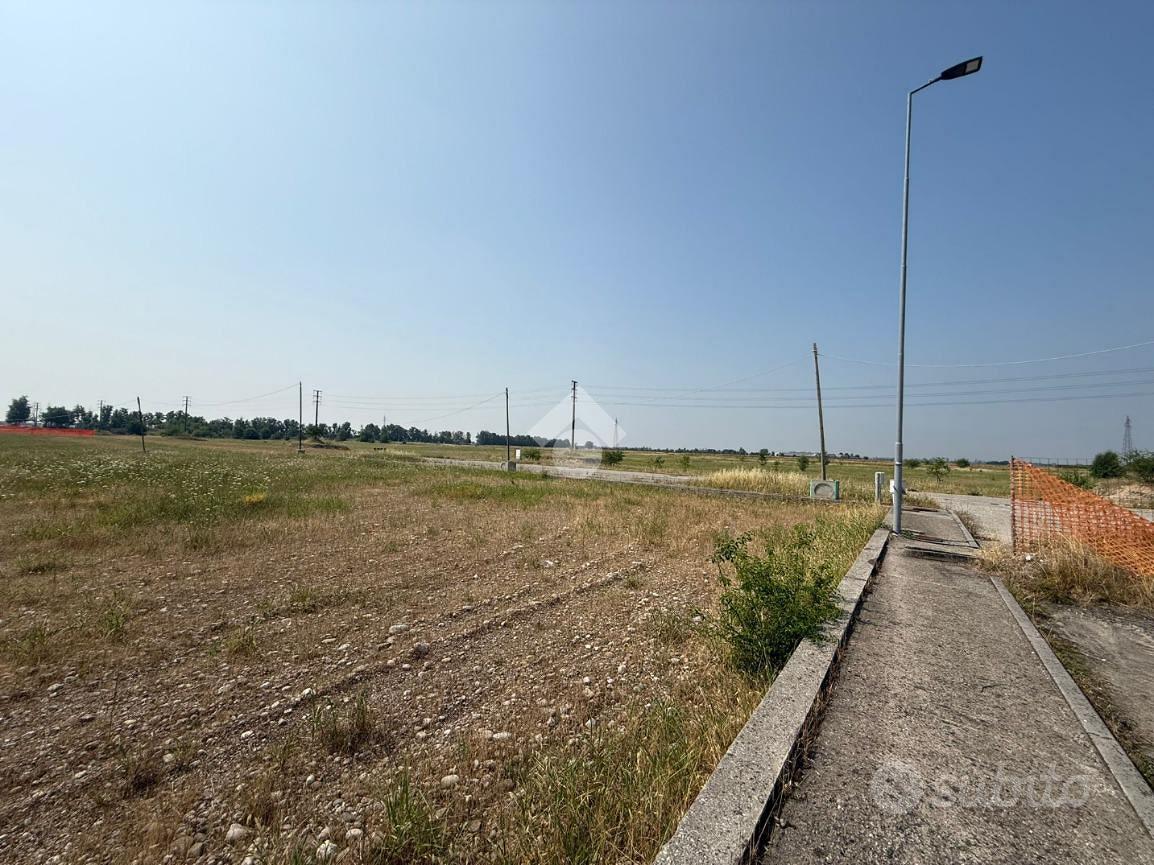 TERRENO A MEDOLE - Altro