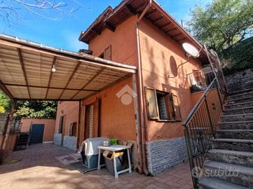 CASA INDIPENDENTE A OLEVANO ROMANO