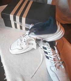 Scarpe  sneakers Adidas  n. 47 