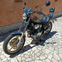 Yamaha Virago 