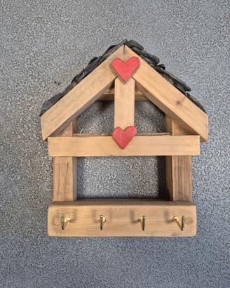 Appendichiavi in legno artigianale a forma di case