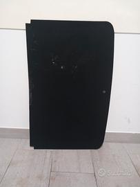 Fiat 500L: tappeto copertura ruota di scorta