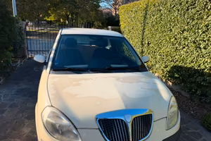 Lancia Y GPL