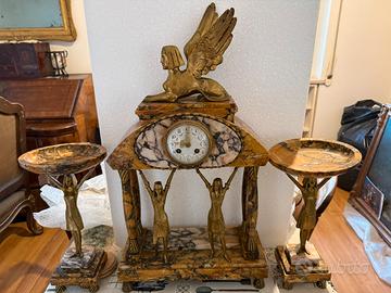 Orologio antico epoca Luigi XVI in marmo e bronzo