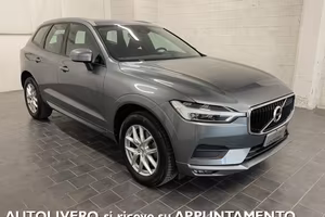 VOLVO XC60 B4 (d) AWD Geartronic Momentum