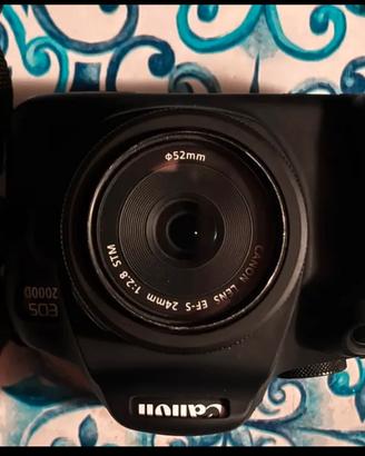 Canon eos 2000d