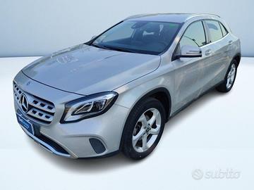 Mercedes GLA 180 d Sport auto