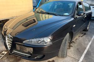 ALFA ROMEO 147 per ricambi usati