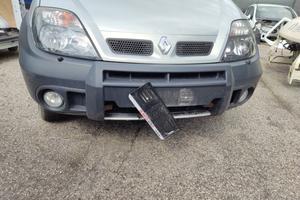 Paraurti ant RENAULT MEGANE SCENIC RX4 2001