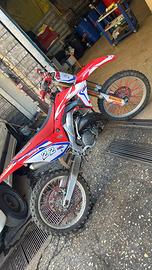 Cr 125R