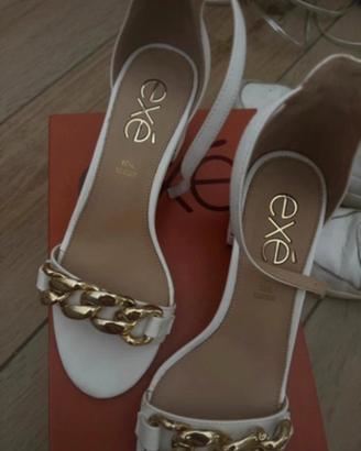 sandali bianchi con tacco