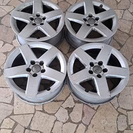 4 - CERCHI IN LEGA AUDI 6X15 5X100 ET38 CB 57,1