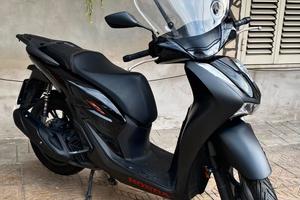 Sh 125 nero sport 2025