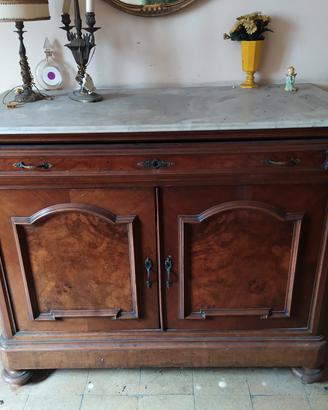 Cassettone in radica d'epoca con marmo