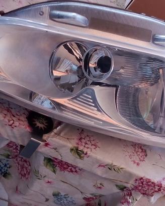 fanale completo Ford bmax