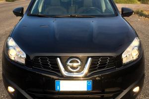 Nissan Qashqai tetto panoramico