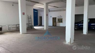 Immobile di 310 m² a Pozzuoli