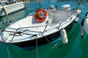 Barca open 5,40 con carrello omologato