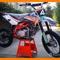 Moto Pit bike 125 R 17/14 sx redbull a RATE da 516