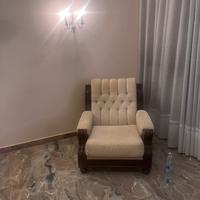 Coppia di poltrone legno