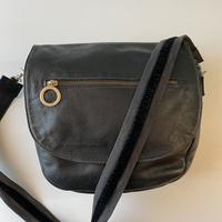 Borsa Fendissime by Fendi in vera pelle nera