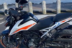 Ktm duke 390