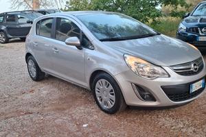 Opel Corsa 1.2 5 porte Sport